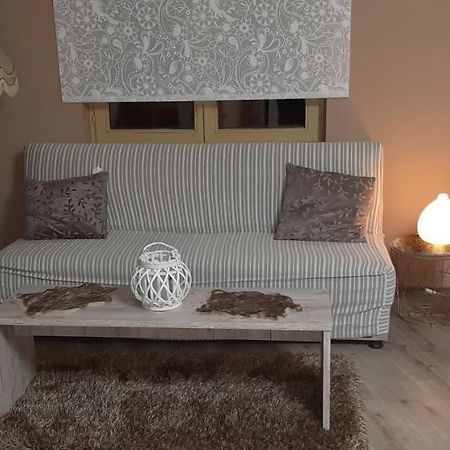 Petit Appartement Cosy Бастонь Экстерьер фото