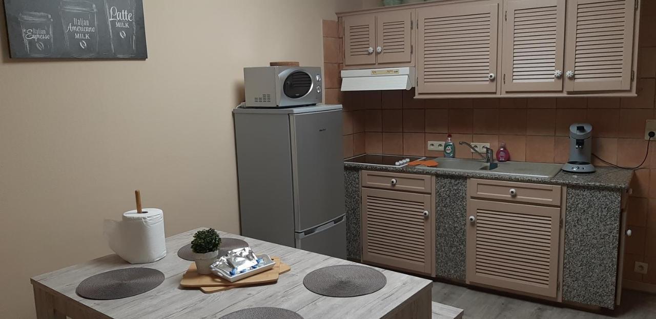 Petit Appartement Cosy Бастонь Экстерьер фото